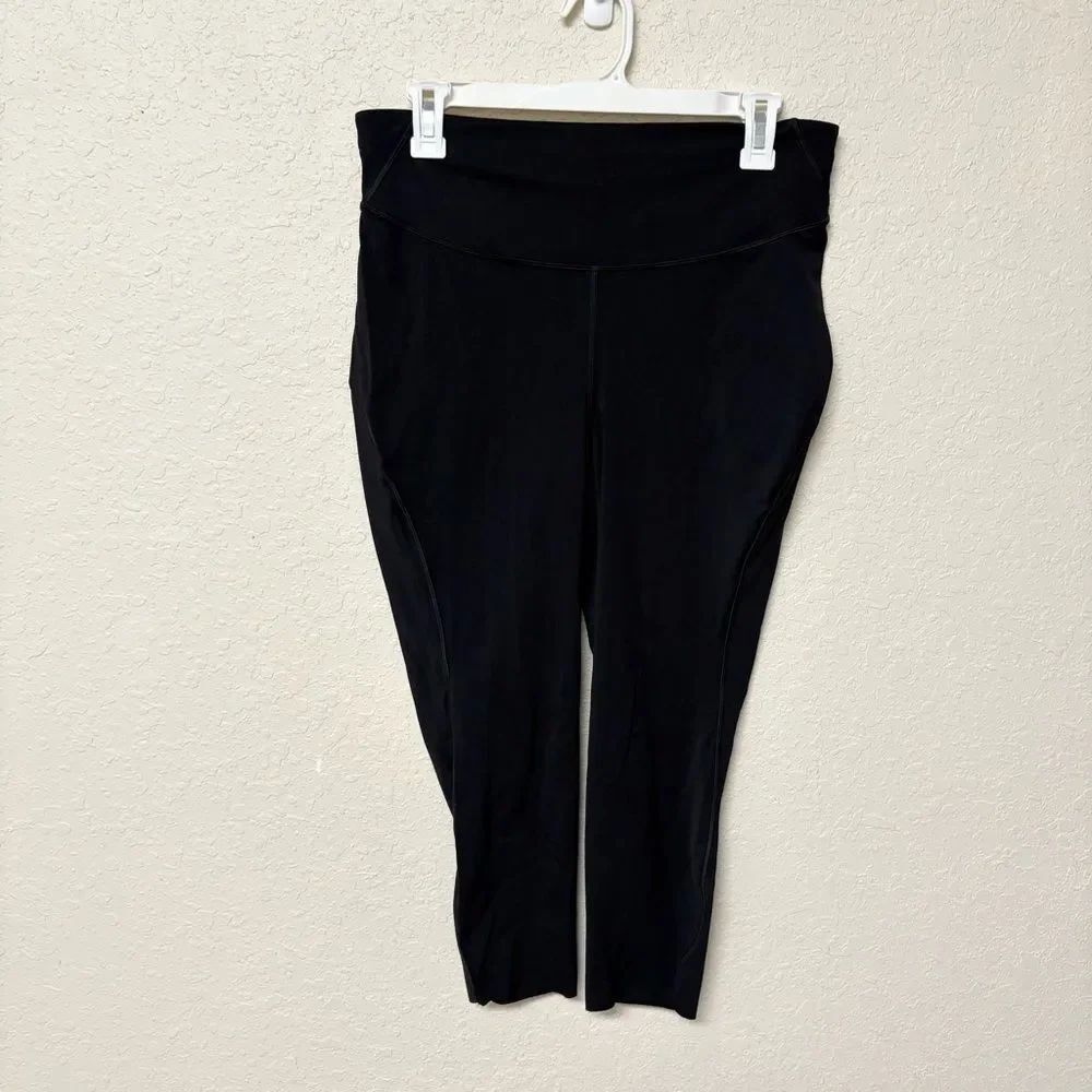 Lululemon Size 12 Base Pace High-Rise 23” Tight Stretch Black